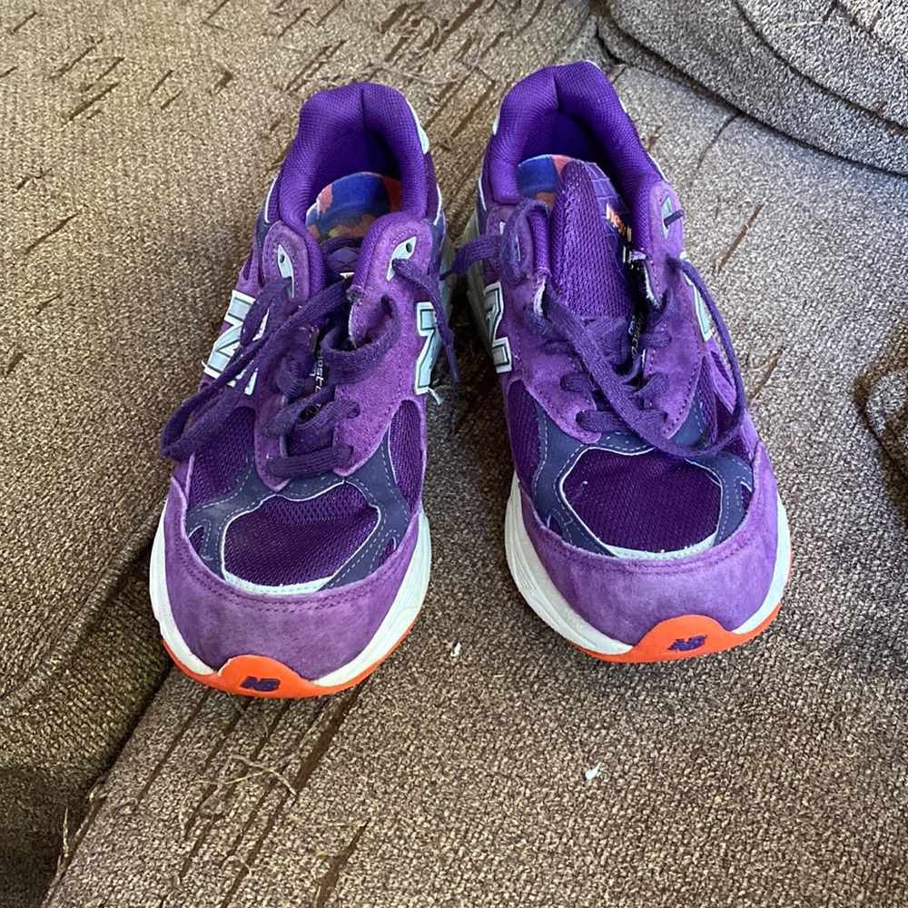 New balance shoes